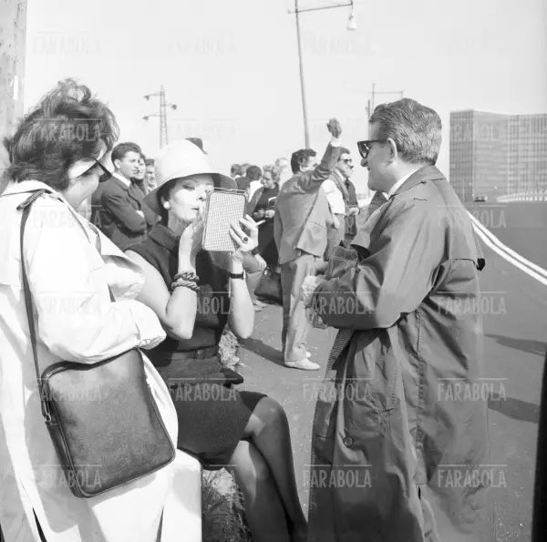 Sophia Loren sul set, Film Ieri, oggi, domani, Milano, 1963