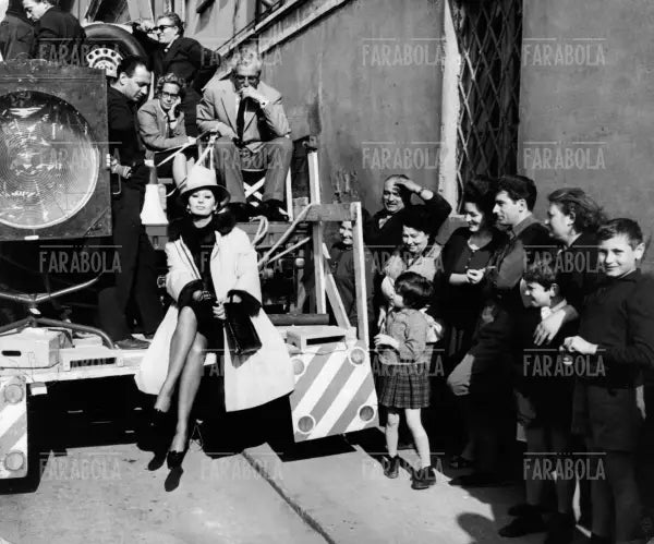 Sophia Loren e Vittorio De Sica sul set, Film Ieri, oggi, domani, Milano, 1963