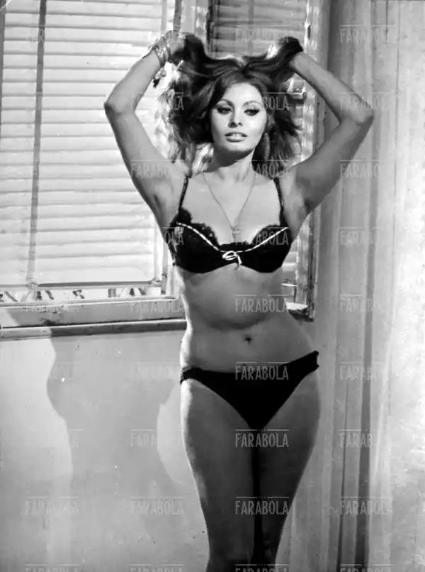 Sophia Loren, Film Ieri, oggi, domani, 1963