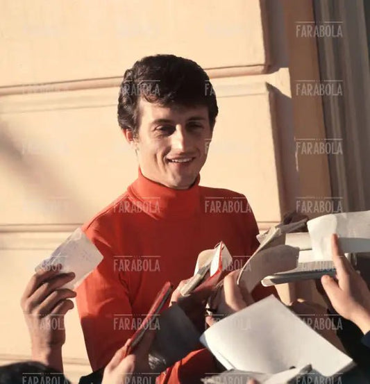 Tony Renis firma autografi, Festival di Sanremo, 1963