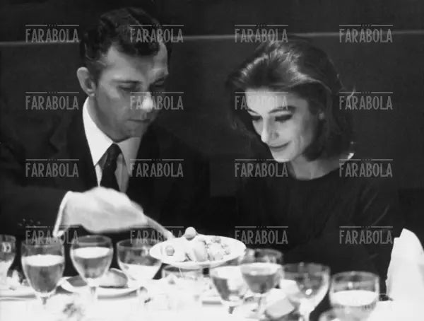 Paolo Ferrari e Anouk Aimée, Roma, 1964