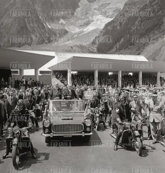 Giuseppe Saragat e Charles de Gaulle inaugurano il Traforo del Monte Bianco, Courmayeur, 1965