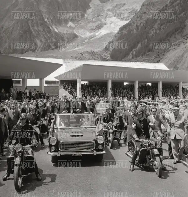 Giuseppe Saragat e Charles de Gaulle inaugurano il Traforo del Monte Bianco, Courmayeur, 1965