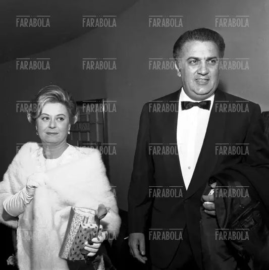 Federico Fellini e Giulietta Masina, Milano, 1965