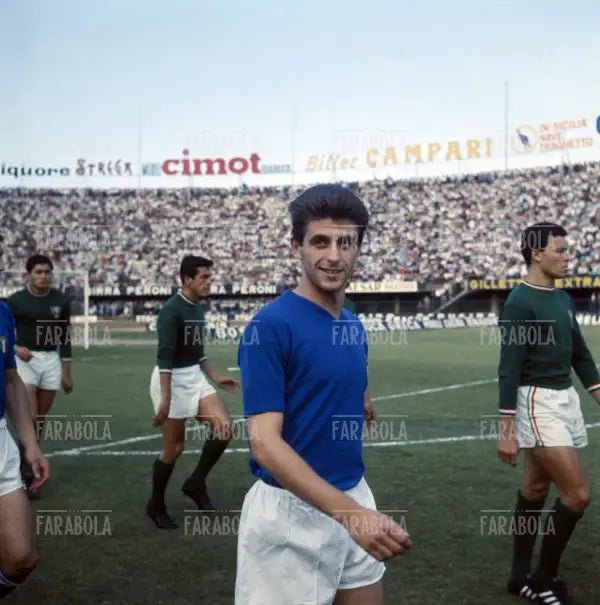 Gianni Rivera prima di Italia-Cile, Mondiali di calcio in Inghilterra, Sunderland, 1966