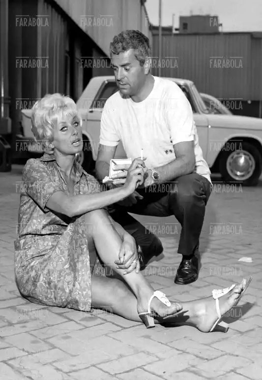 Sandra Mondaini e Raffaele Pisu, La Trottola, 1966