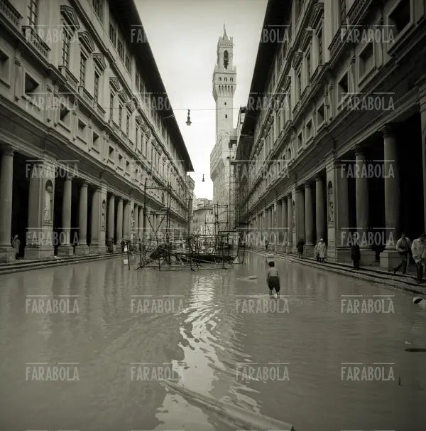 La città allagata, Alluvione di Firenze, 1966