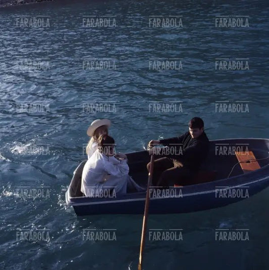 Mick Jagger e Marianne Faithfull in barca, Festival di Sanremo, 1967