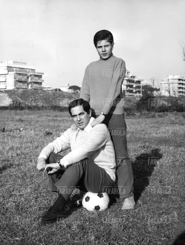 Corrado Mantoni con il figlio Roberto, Roma, 1967