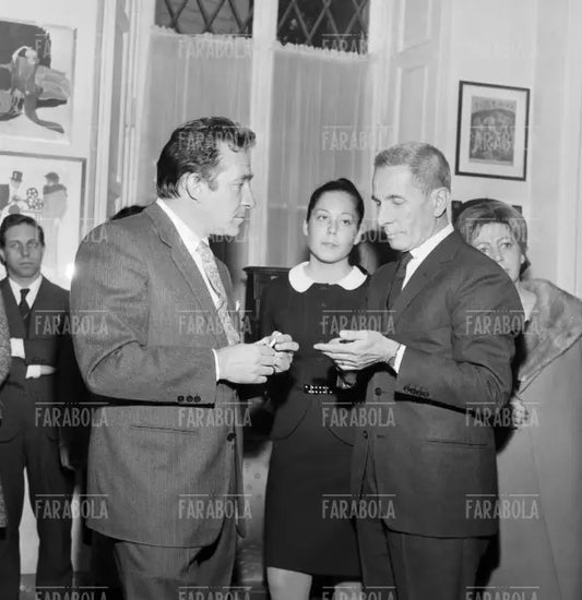 Ugo Tognazzi, Almerina Antoniazzi e Dino Buzzati, presentazione del film Il fischio al naso, Milano, 1967