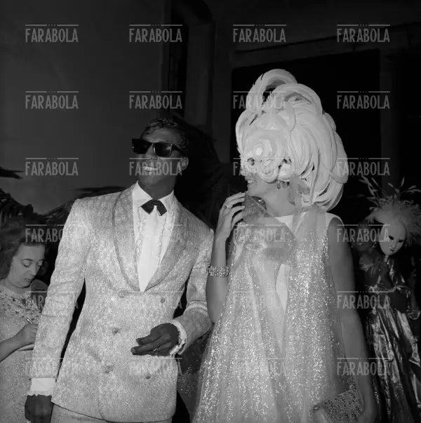 Ballo in maschera a Ca' Rezzonico per gli artigiani alluvionati, Venezia, 1967