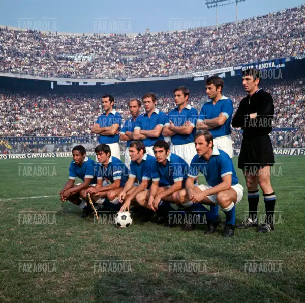 Squadra del Napoli con Dino Zoff, Ottavio Bianchi e José Altafini, Partita Inter-Napoli, Milano, 1968