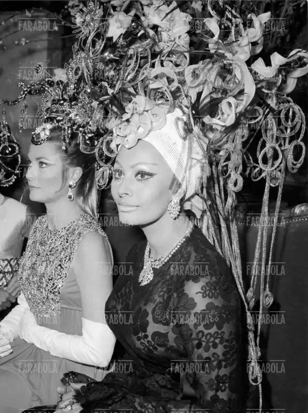 Sophia Loren e Grace Kelly, Ballo al Casinò di Montecarlo, 1969