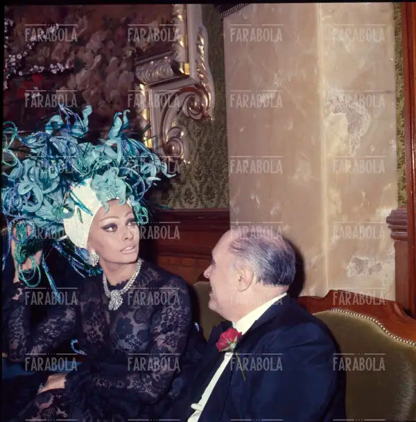 Sophia Loren e il marito Carlo Ponti, Ballo al Casinò di Montecarlo, 1969