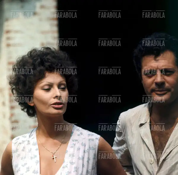 Sophia Loren e Marcello Mastroianni sul set, Film I girasoli, Zerbolò, 1969