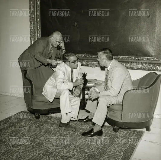 Crociani, De Caro e Garonzi all'Hotel Gallia per il calciomercato, Milano, 1970
