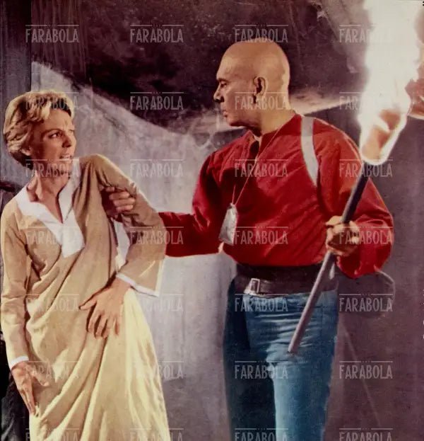 Lane Bradbury e Yul Brynner, Film Gli avventurieri del pianeta Terra, 1975