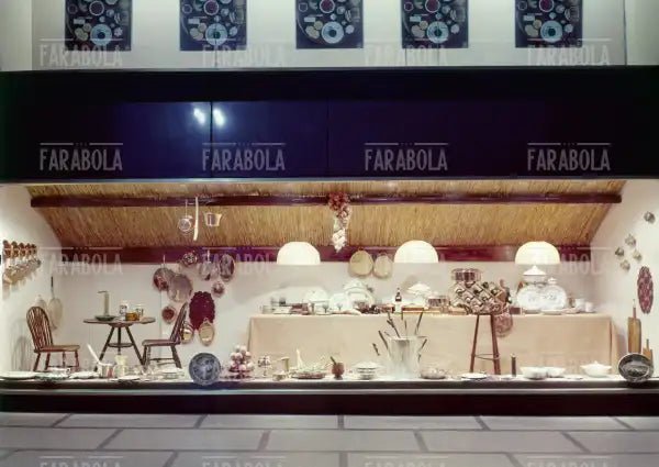 Vetrina della Rinascente, Milano, 1975