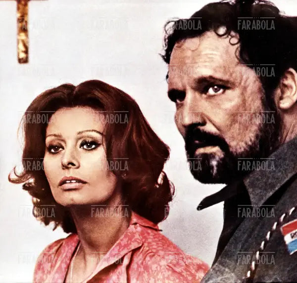 Sophia Loren e John Vernon, Film Angela, 1977