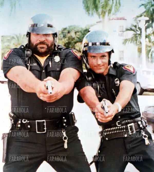 Bud Spencer e Terence Hill, film I due superpiedi quasi piatti, 1977