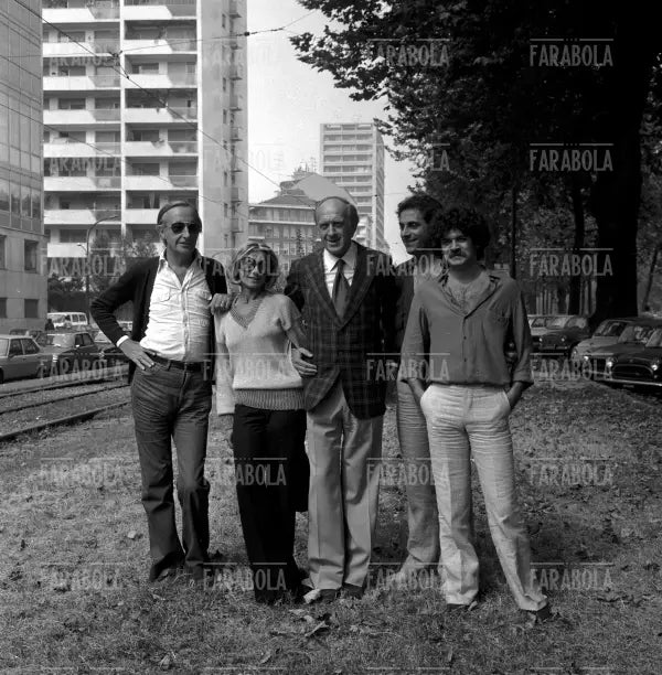 Romolo Siena, Sandra Mondaini, Raimondo Vianello, Andrea Roncato e Gigi Sammarchi, Io e la befana , 1978