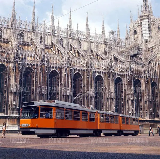 Jumbo Tram, Milano, anni 80