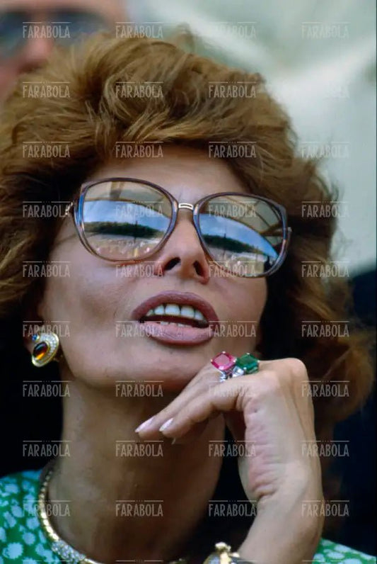 Sophia Loren assiste a una partita della Nazionale Italiana, Roma, 1990