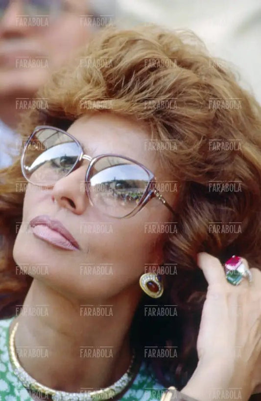 Sophia Loren assiste a una partita della Nazionale Italiana, Roma, 1990