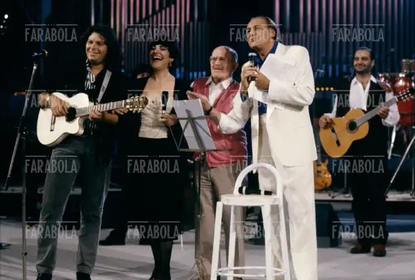 Enzo Gragnaniello, Mia Martini, Roberto Murolo e Renzo Arbore, Cantanapoli, 1994