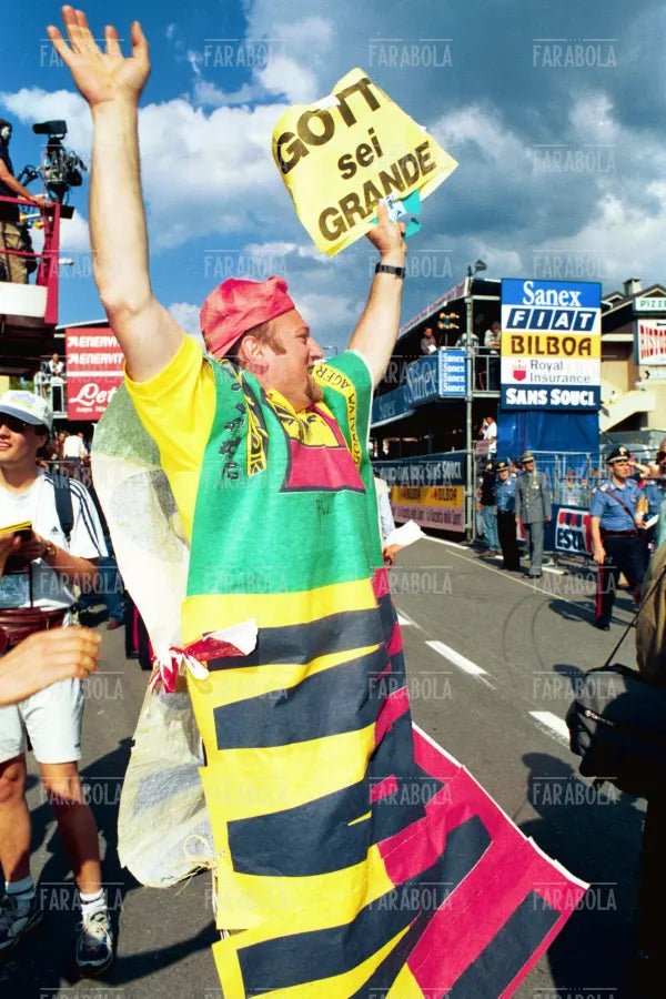 Un tifoso di Ivan Gotti, Giro d'Italia, Aprica, 1999