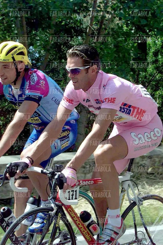 Mario Cipollini in maglia rosa, Giro d'Italia, Maddaloni, 2000