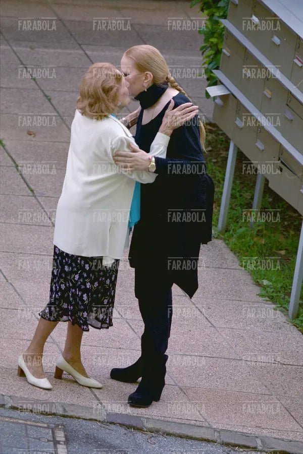 Mina con la madre Gina, Lugano, 2000