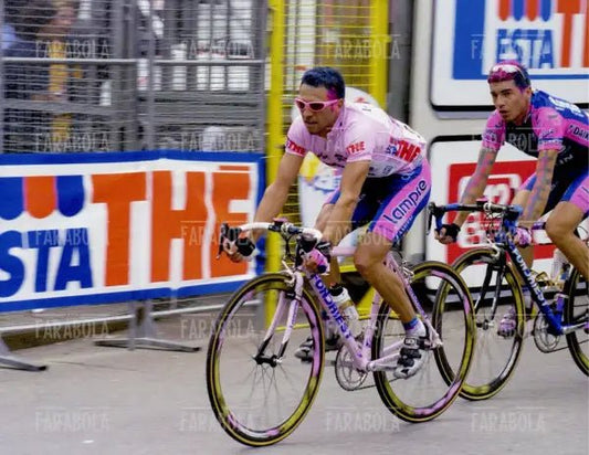 Gilberto Simoni vincitore del Giro d'Italia, Milano, 2001