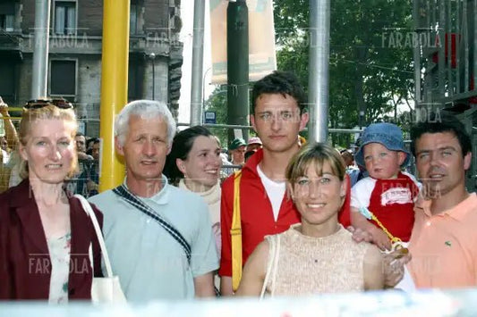 La famiglia di Paolo Savoldelli, Giro d'Italia, Milano, 2002
