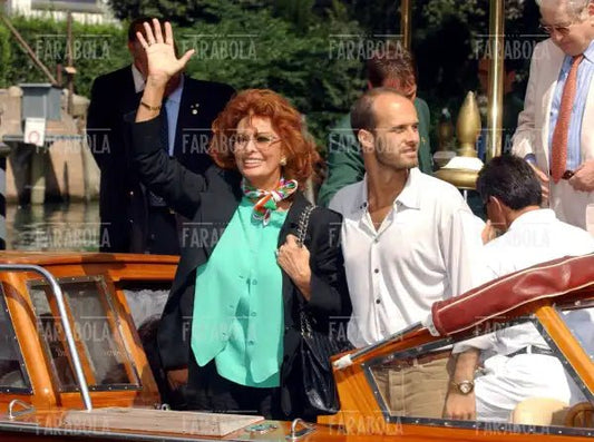 Sophia Loren e il figlio Edoardo Ponti all'Hotel Excelsior, Mostra del cinema di Venezia, Venezia, 2002