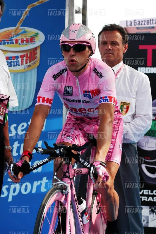 Gilberto Simoni vincitore del Giro d'Italia, cronometro all'Idroscalo, Milano, 2003