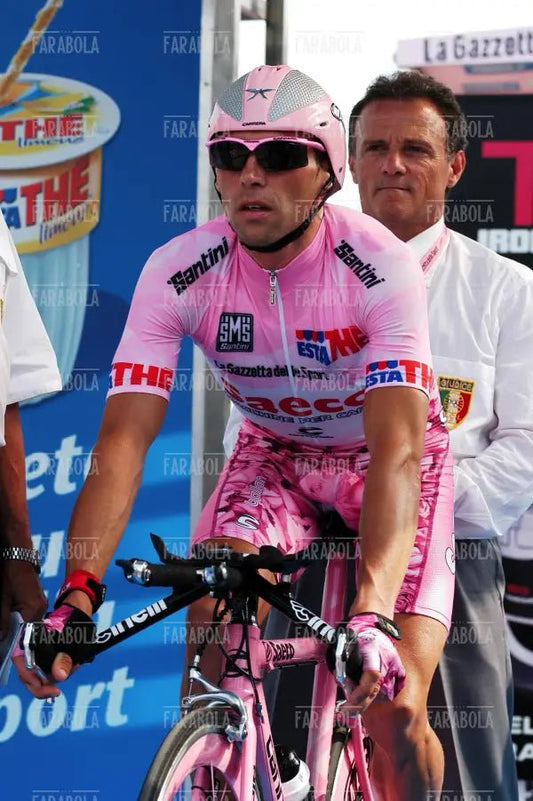 Gilberto Simoni vincitore del Giro d'Italia, cronometro all'Idroscalo, Milano, 2003