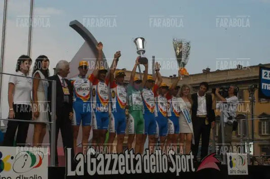 Fredy González con la sua squadra, cronometro all'Idroscalo, Giro d'Italia, Milano, 2003