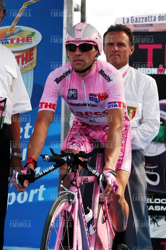 Gilberto Simoni vincitore del Giro d'Italia, cronometro all'Idroscalo, Milano, 2003
