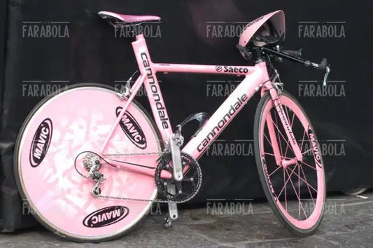 La bicicletta di Gilberto Simoni, cronometro all'Idroscalo, Giro d'Italia, Milano, 2003