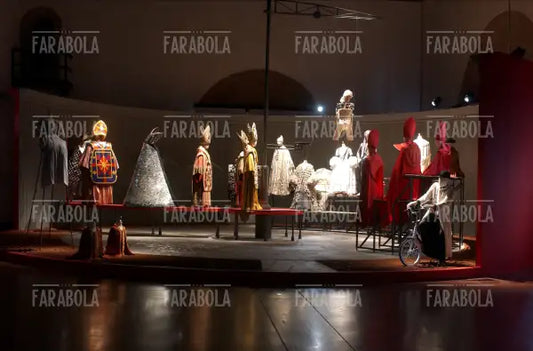 Mostra Federico in costume, Museo Fellini, 2003
