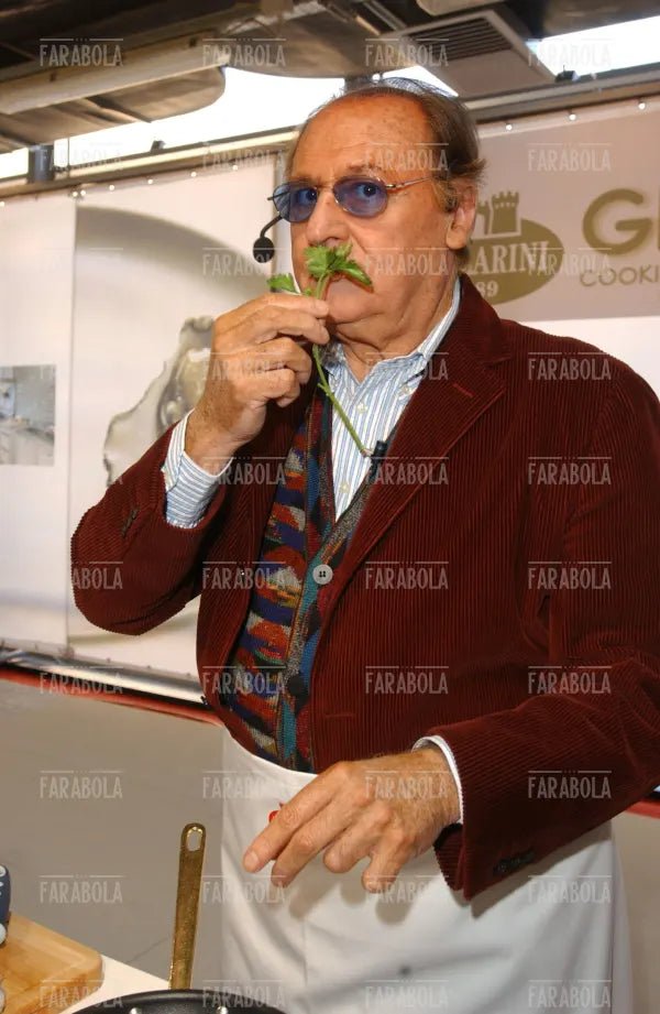 Renzo Arbore ai fornelli, Cucina Live Show, Macef, Milano, 2004