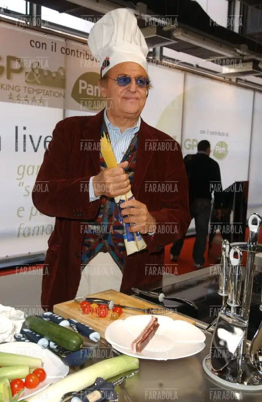 Renzo Arbore ai fornelli, Cucina Live Show, Macef, Milano, 2004