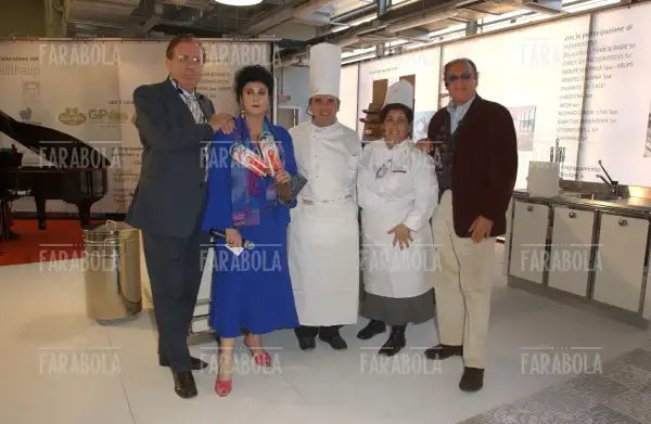 I cuochi con Michele Mirabella, Marisa Laurito e Renzo Arbore, Cucina Live Show, Macef, Milano, 2004