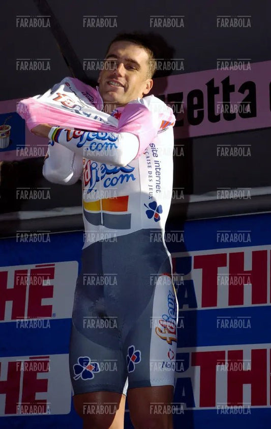 Bradley McGee vincitore e prima maglia rosa, cronoprologo del Giro d'Italia, Genova, 2004