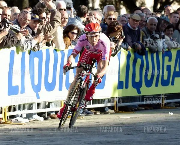 Gilberto Simoni, cronoprologo del Giro d'Italia, Genova, 2004