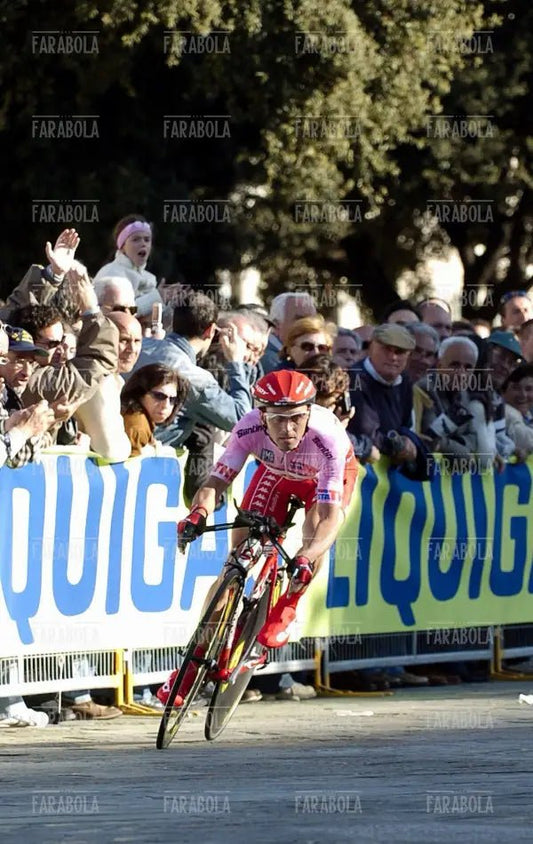Gilberto Simoni, cronoprologo del Giro d'Italia, Genova, 2004