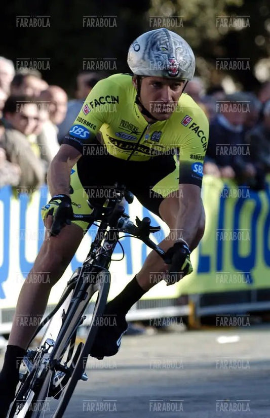 Stefano Garzelli, cronoprologo del Giro d'Italia, Genova, 2004