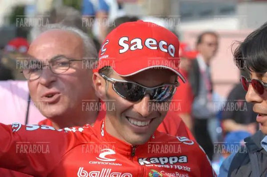 Gilberto Simoni, capitano della Saeco, arrivo del Giro d'Italia, Milano, 2004