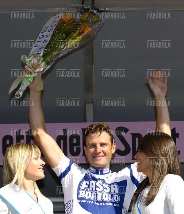 Alessandro Petacchi vincitore della tappa, arrivo del Giro d'Italia, Milano, 2004